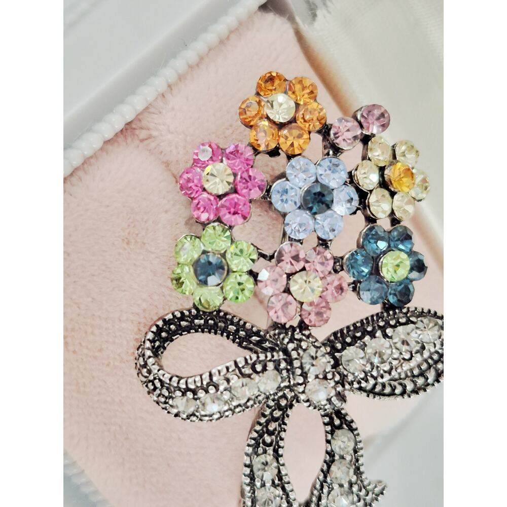 Vintage Multi-color Rhinestone Floral Bouquet Pin Brooch - Picture 2 of 4